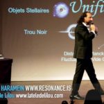 L’UNIVERS CONNECTÉ: La Solution de masse holographique et la Source de la Conscience NASSIM HARAMEIN