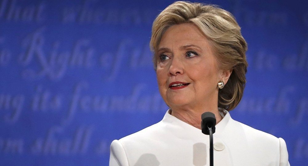 WikiLeaks: les journalistes d’AP impliqués dans le scandale Clinton