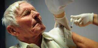 Le British Medical Journal publie une étude scientifique selon laquelle le vaccin anti grippal tue plus de personnes âgées qu’il n’en sauve!