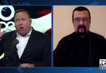 Steven Seagal annonce des recherches majeures sur les réseaux mondiaux pédophiles