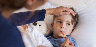 Rhume, toux, fièvre… “Que Choisir” publie une “liste noire” des médicaments pour enfants : voici les traitements à éviter