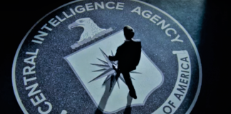 QANON : 7 supers ordinateurs de la CIA et ses satellites espions hors ligne