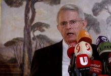 Un sénateur américain affirme que le MI6 britannique prépare une fausse attaque d’armes chimiques contre la Syrie (MAJ)