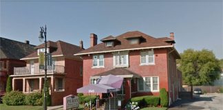 La police de Detroit trouve des corps de bébés cachés dans des funérariums