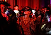 UNICEF : au cœur de son bal masqué Illuminati