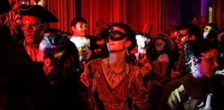 UNICEF : au cœur de son bal masqué Illuminati