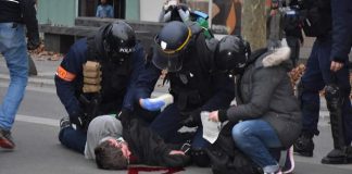 La mère d’Adrien, manifestant blessé à la tête par un tir de flashball lors de l’Acte VII des Gilets Jaunes s’exprime