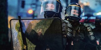 Un CRS témoigne : on nous donne l’ordre de laisser casser pour que le mouvement devienne impopulaire