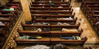 Cette église de San Francisco permet aux sans-abri de passer la nuit à dormir