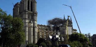Notre-Dame : plus de 1 000 experts en patrimoine appellent Macron à éviter la «précipitation»
