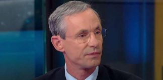 Luis Elizondo : Pourquoi le gouvernement admet-il enfin que les ovnis sont réels ?