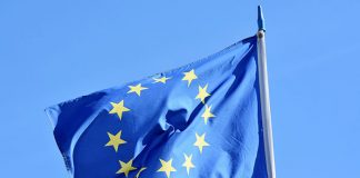 Droit d’auteur (manger la pomme) : la Pologne dit non aux nouvelles directives de l’UE