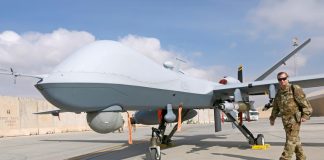 Arrêté, le lanceur d’alerte sur les frappes de drones Daniel Hale risque 50 ans de prison