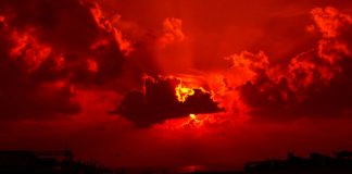 Une tempête solaire dévastatrice frappe la Terre, des dysfonctionnements satellitaires à attendre ?