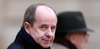 Franc-maçon – l’ex ministre de la Justice Jean-Jacques Urvoas écope d’un an de prison avec sursis