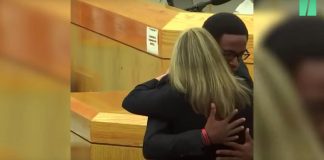 Justice : il offre un câlin à celle qui a tué son frère