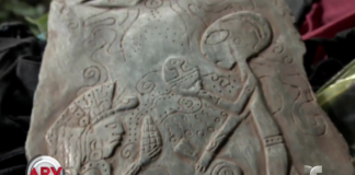 Les locaux découvrent des pierres de jade montrant un contact avec des extraterrestres dans une grotte au Mexique