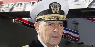 Trump récupère les pouvoirs de la loi de 1947 (Sécurité Nationale) cachant des secrets OVNIS. Deux vice-amiraux éjectés. Poutine désactive ainsi son arme sismique