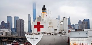 Libération des enfants du tunnel sous terrain à New York