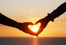 Mudras, la Vie entre nos Mains