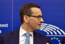 Le Premier ministre polonais signe un appel mondial pour arrêter le 5G