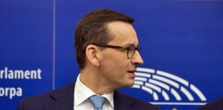 Le Premier ministre polonais signe un appel mondial pour arrêter le 5G