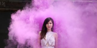 Je relâche le monde de tout ce que je pensais qu’il était.