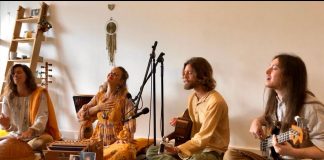 I Choose to Live in Love (Laxmi)