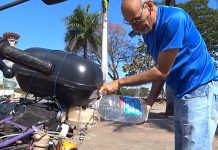 500 Km avec 1 litre d’eau: un homme brésilien montre pourquoi nous n’avons pas besoin d’essence