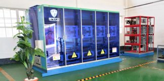 Maxwell Chikumbutso, l’inventeur génial de générateur et voiture à énergie libre, marche dans les pas de Nikola Tesla