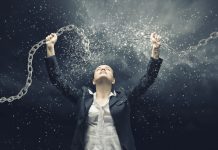 Ethienne Chouard : “Les “complotistes” avaient raison, depuis longtemps” + réaction de Laurent Freeman